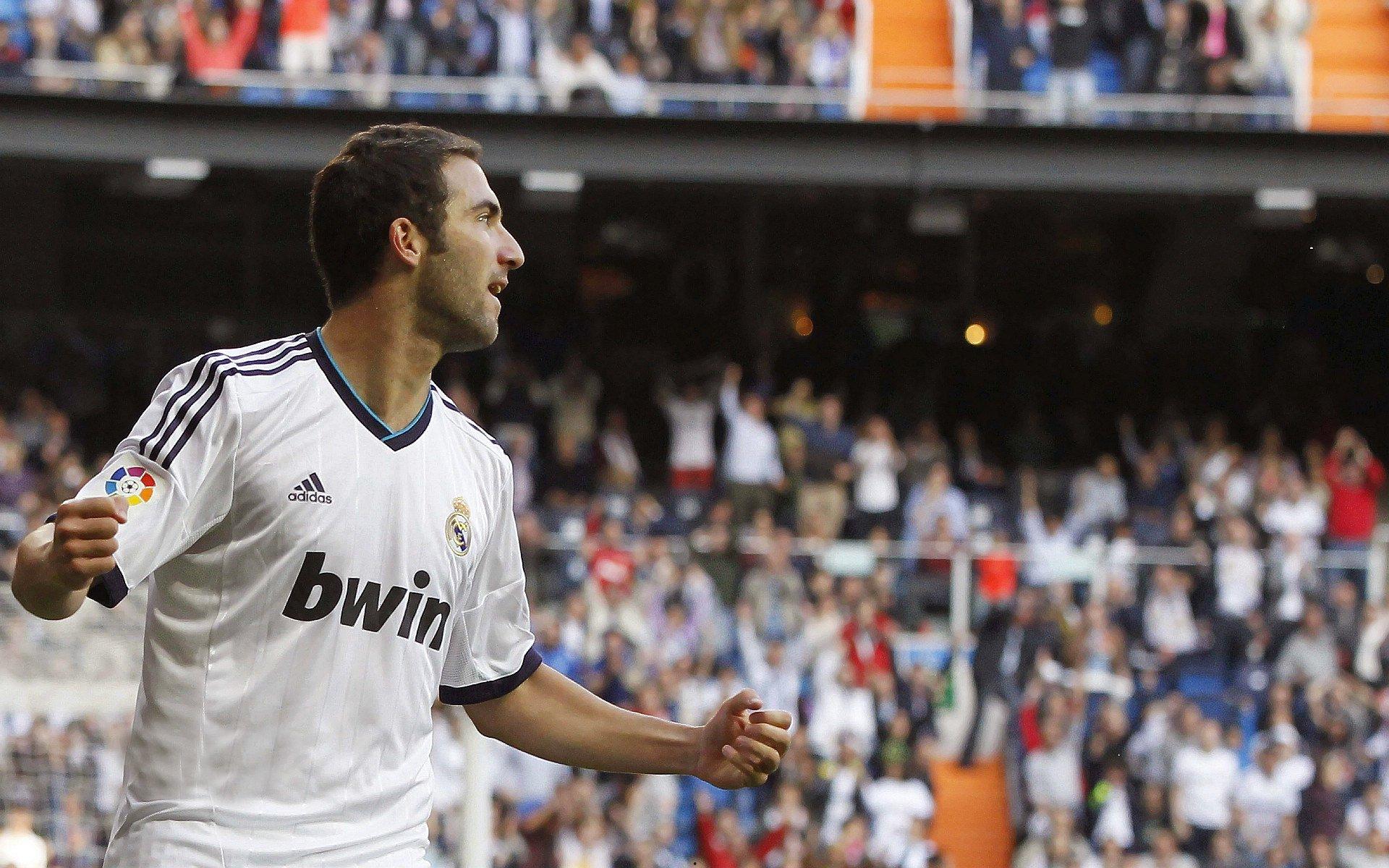 南北争辉，易建联林书豪领衔全明星首发，新生代力量重塑联赛格局